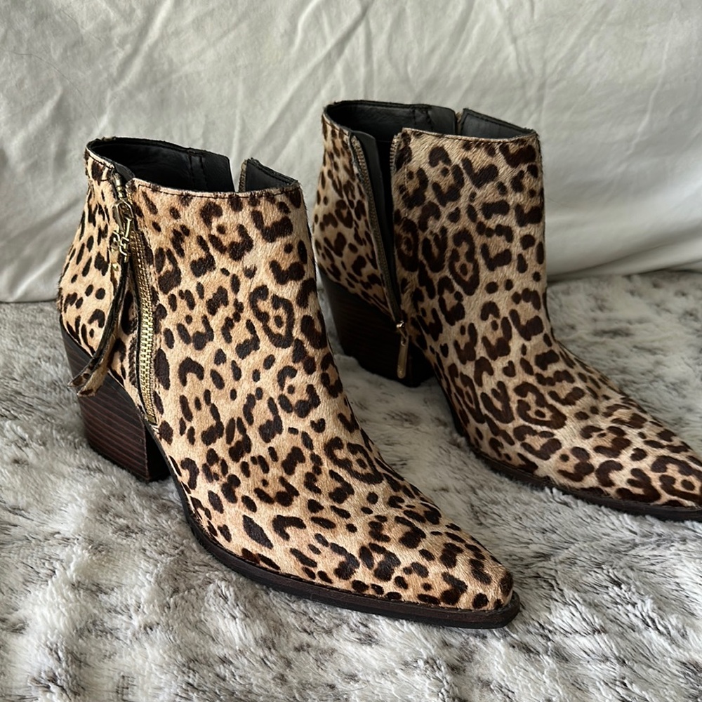 Sam Edelman Brown Ankle Boots with Pointed Toe